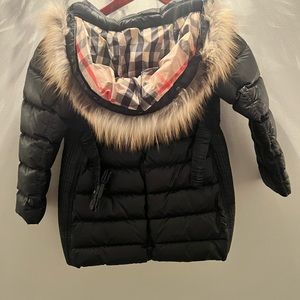 Burberry quilted girls black puffer jacket
